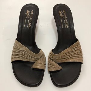 Donald Pliner sandals size 7 1/2 medium